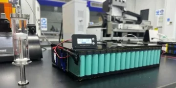 Breakthrough AI-Driven Technology Extends Lithium-Ion Battery Life to 60,000 Cycles (Photo copyright to Fudan University)